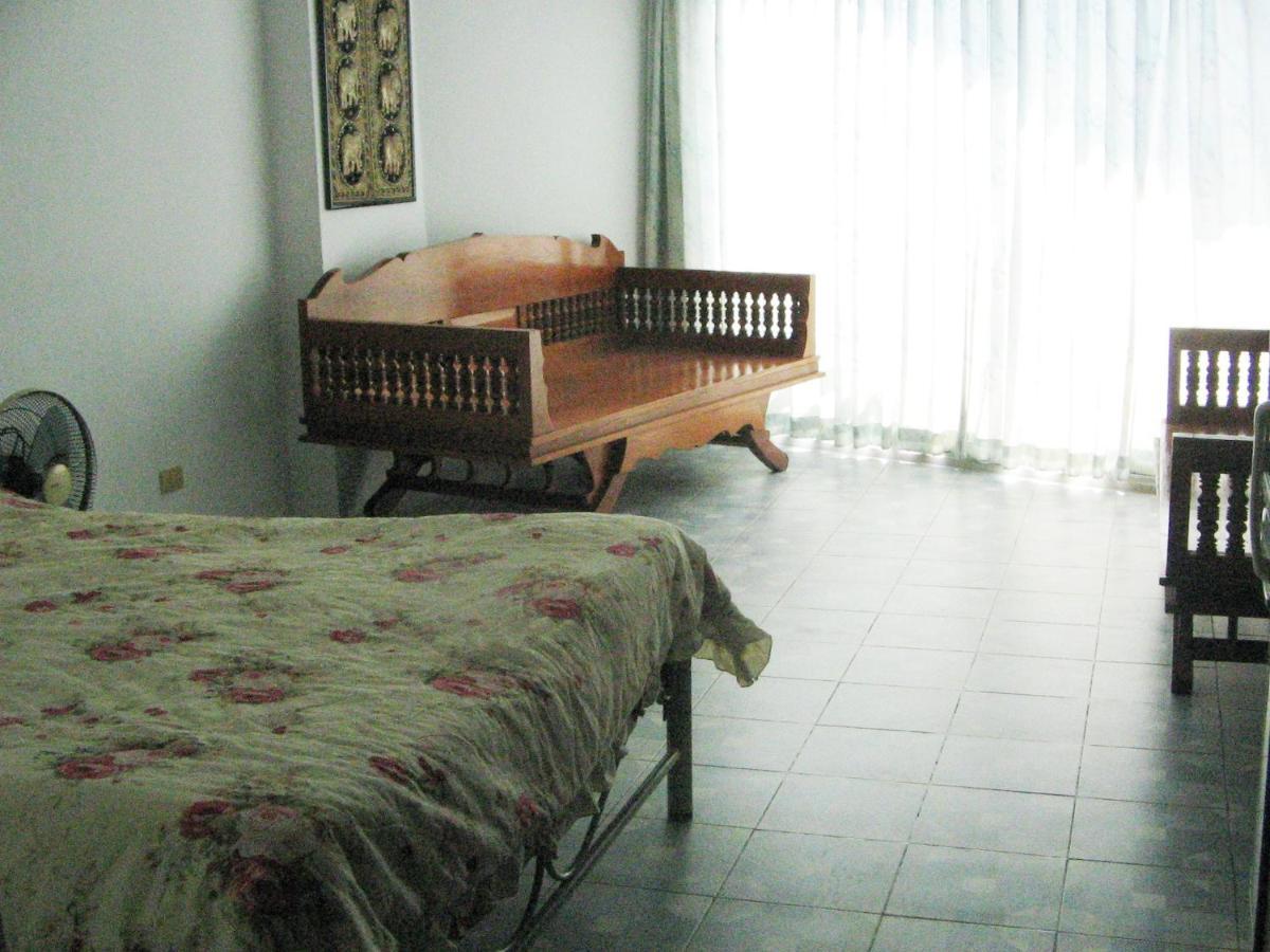 View Talay Condo #1 = Jomtien Call Me +66-8-68409-206 Pattaya Exteriör bild