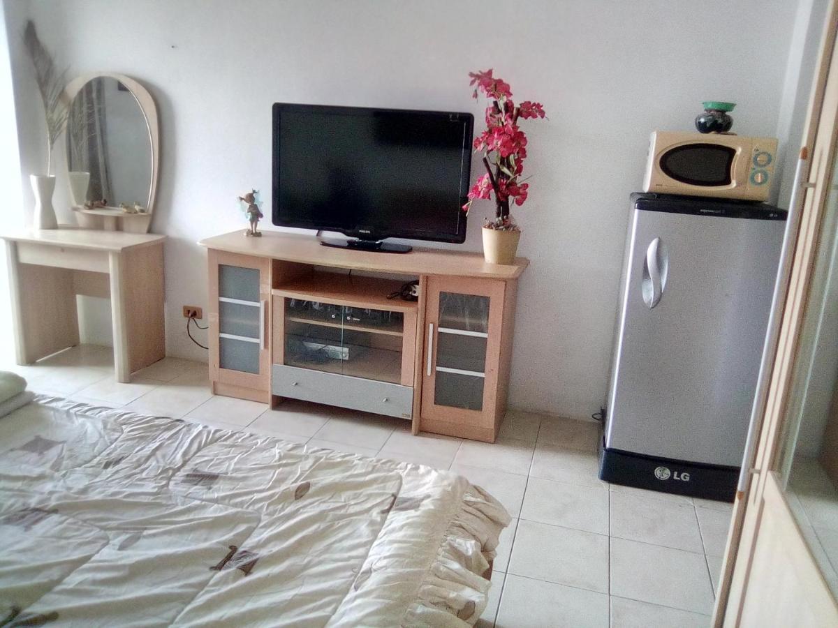 View Talay Condo #1 = Jomtien Call Me +66-8-68409-206 Pattaya Exteriör bild